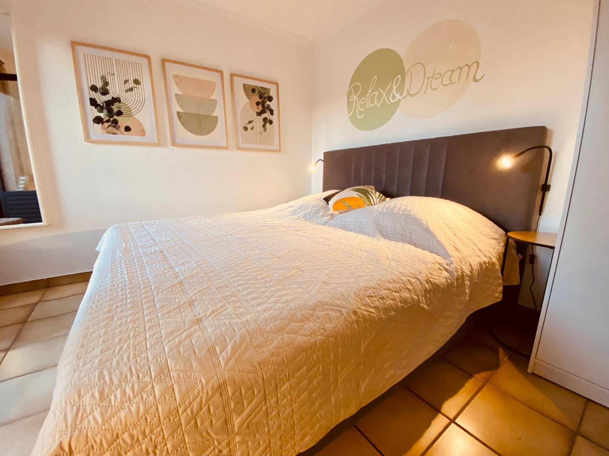 Living With Soul - Appartement Ueber Den Daechern Von Wiesbaden Exterior foto